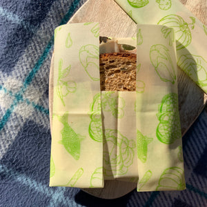 Beeswax Wraps - Re-usable, biodegradable and stylish (3 Pack)