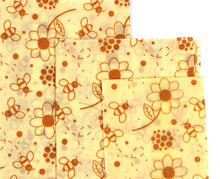 Load image into Gallery viewer, Beeswax Wraps - Re-usable, biodegradable and stylish (3 Pack)
